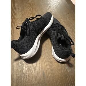Puma Prowl Knit Sneaker Woman's Black Size 7.5